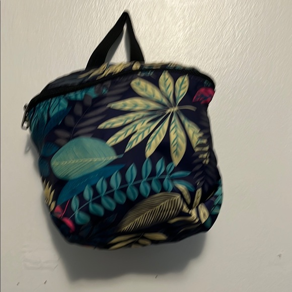 Colorful Leaf Pattern Backpack - Picture 5 of 5